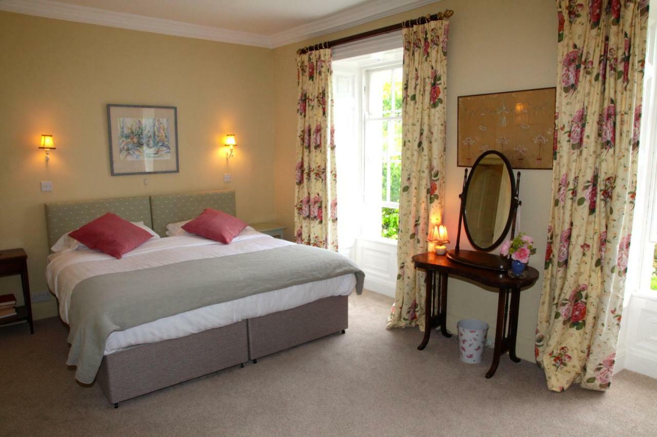 Willowhill House 3*