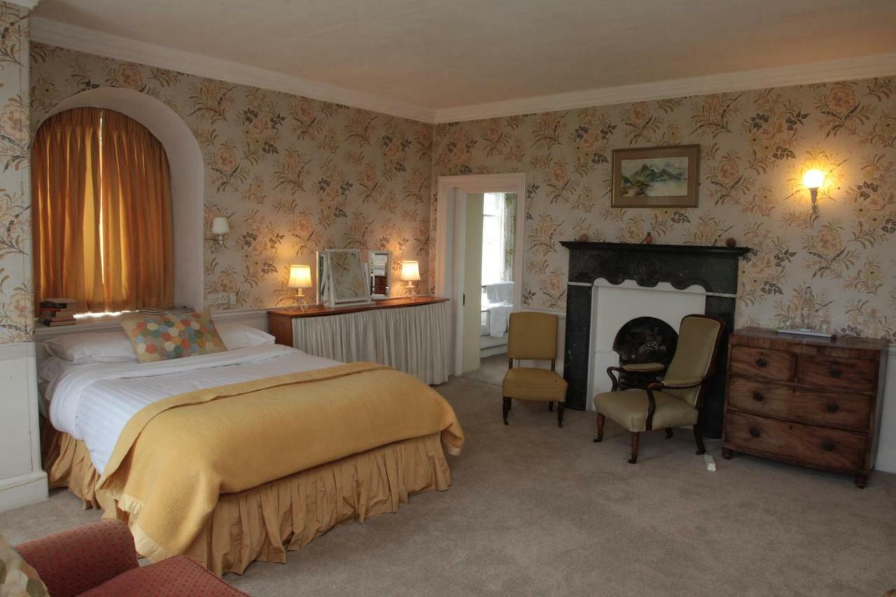 Willowhill House Bed & Breakfast 3*